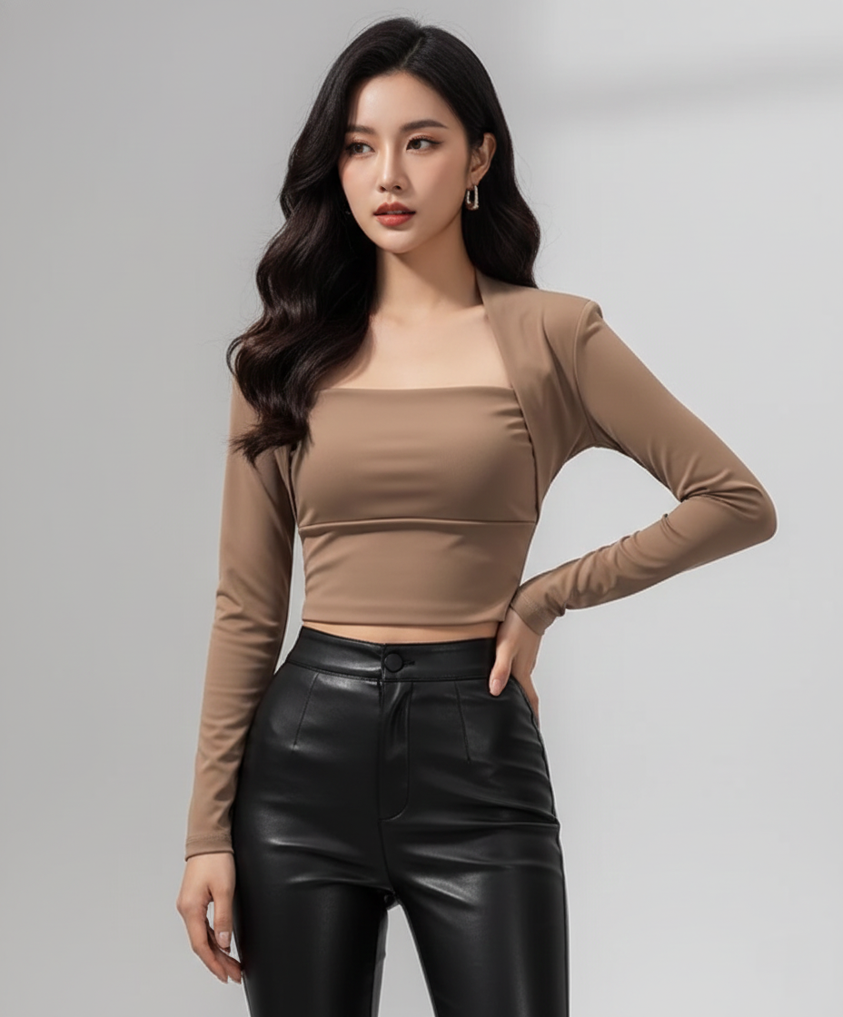 Minimalist Long Sleeve Active Top with Removable Chest Pads, Contour Fit Small Waistband, Breathable Training Shirt for Yoga & Dance